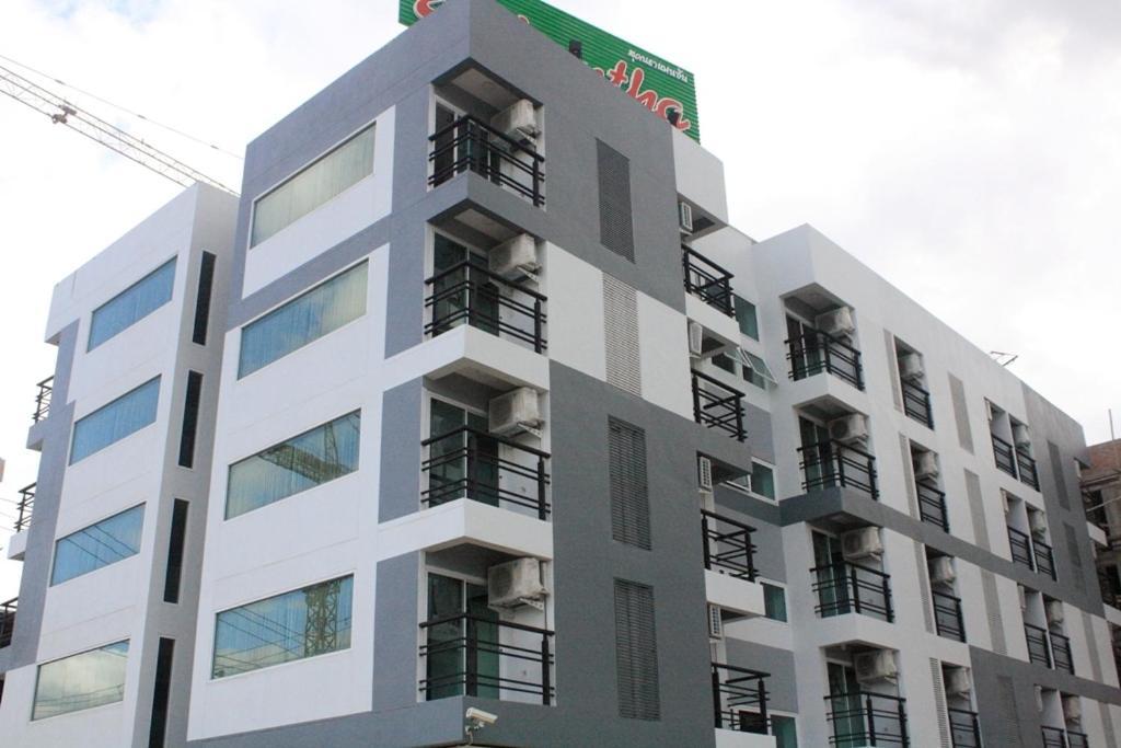 Sukontha Mansion Hotel Nakhon Pathom Exterior photo