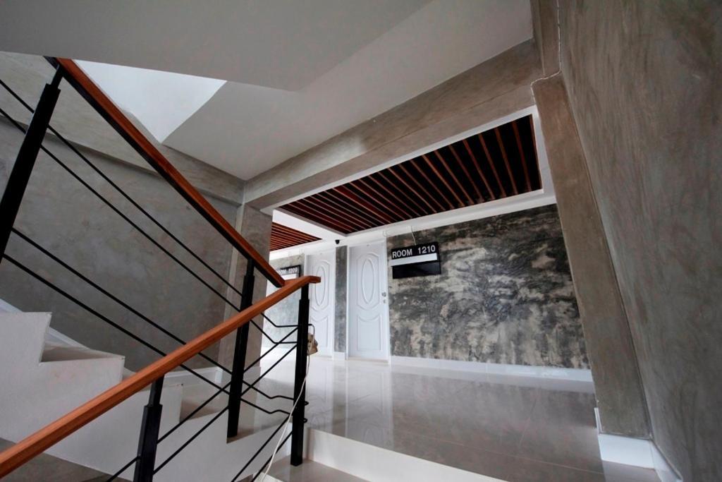 Sukontha Mansion Hotel Nakhon Pathom Exterior photo