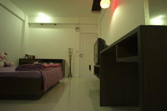 Sukontha Mansion Hotel Nakhon Pathom Exterior photo